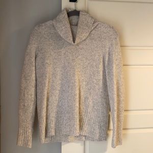 Aritzia wool turtleneck sweater